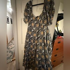 Dressed in LaLa Smiley Yin-Yang Patterned Dress